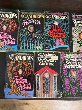 7pc Book Lot VC Andrews Paperback Dollanganger Casteel Audrina Key Hole Copies